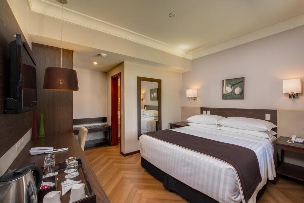 هتل ویش ریزورت